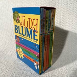 judy blume / the complete set of fudge paperback books
